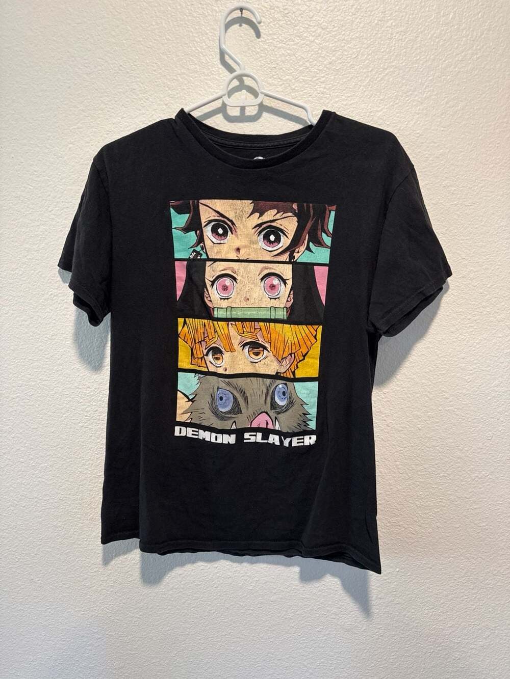 Demon Slayer Character Eyes Panel Graphic T-Shirt Size M